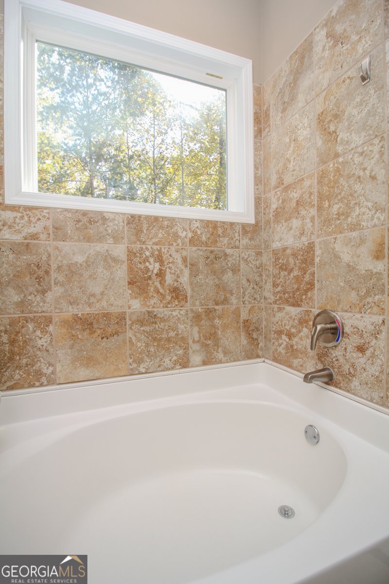 108 Madison Court Jasper - 21