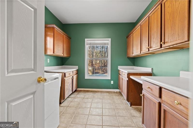 7825 Brands Hatch Boulevard Cumming - 31