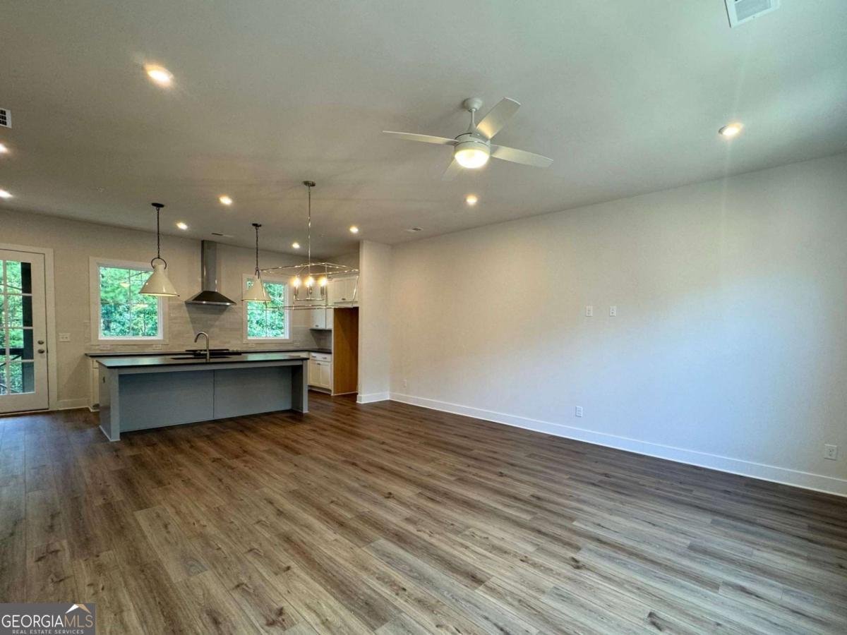 635 Firefly Circle Alpharetta - 16