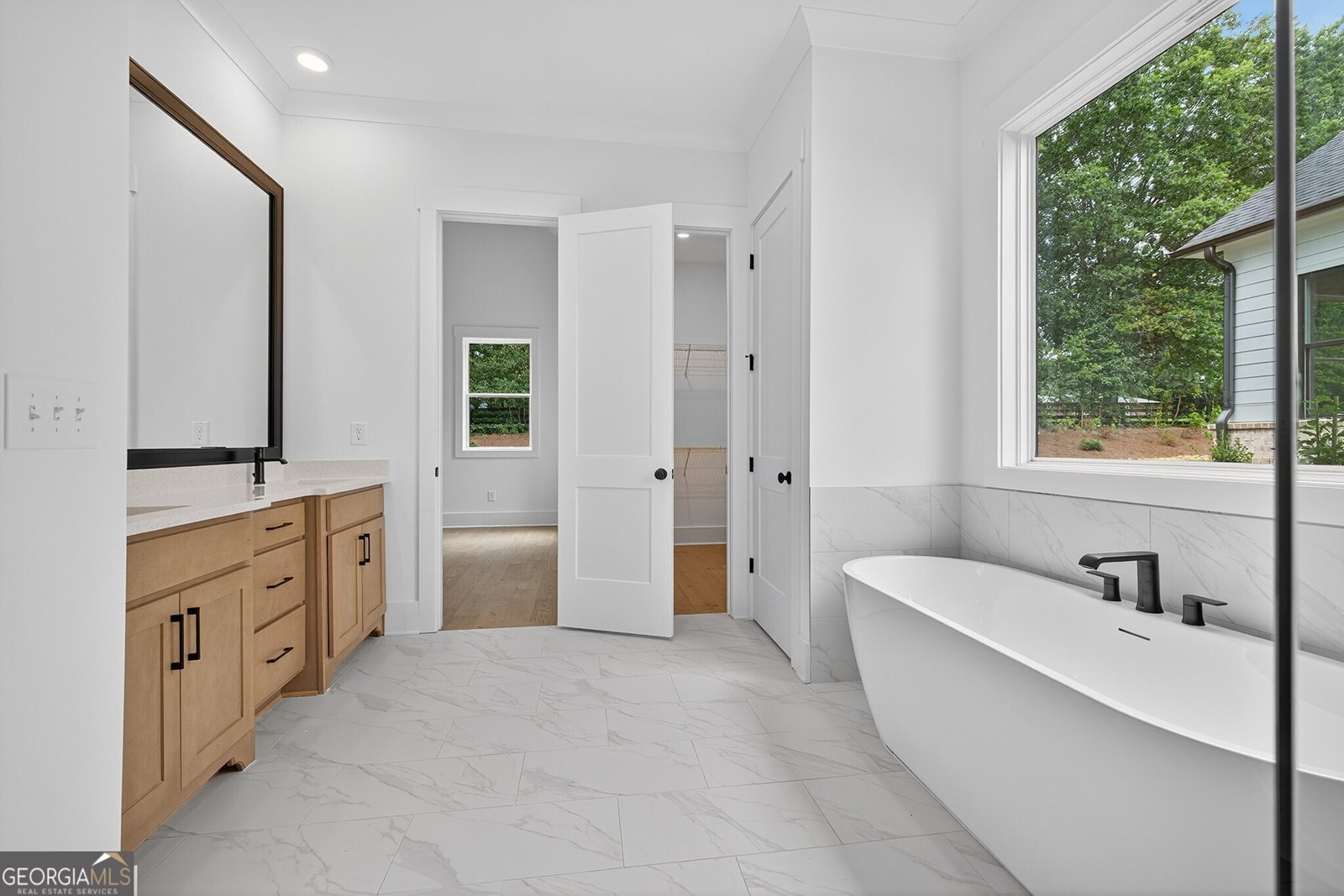 5619 Meadowstone Walk Kennesaw - 33