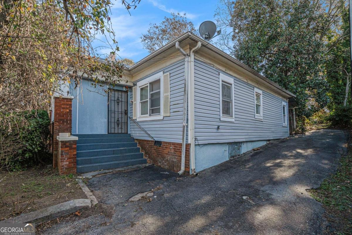 964 Dill Avenue Atlanta - 4