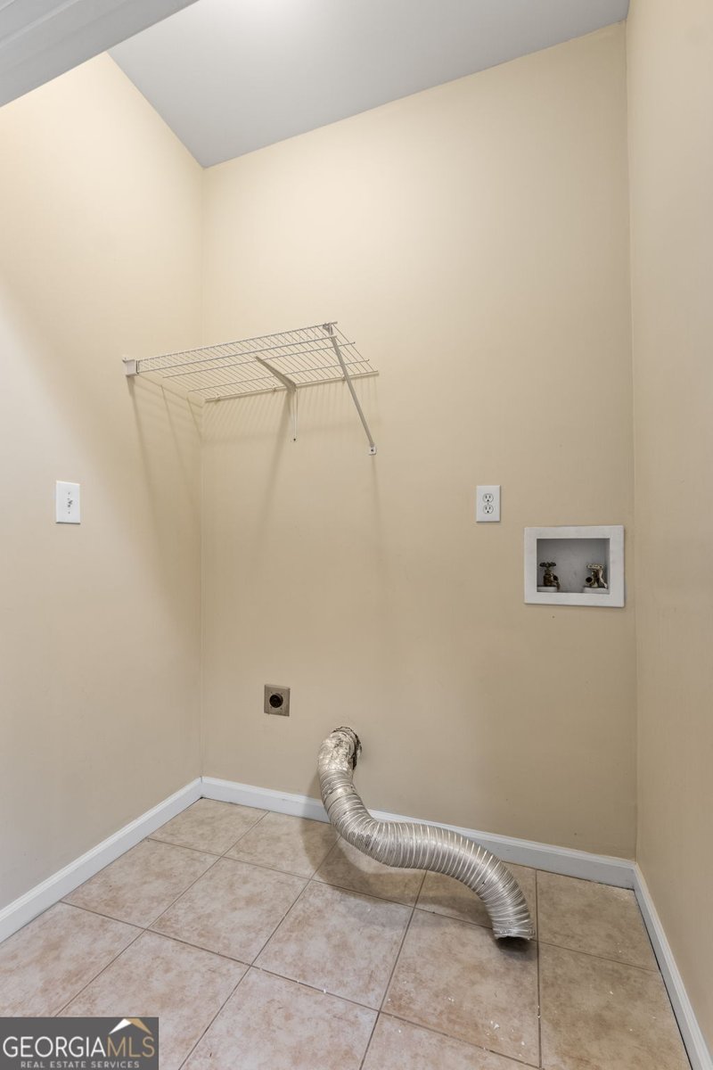 195 Twin Oaks Drive Hampton - 16