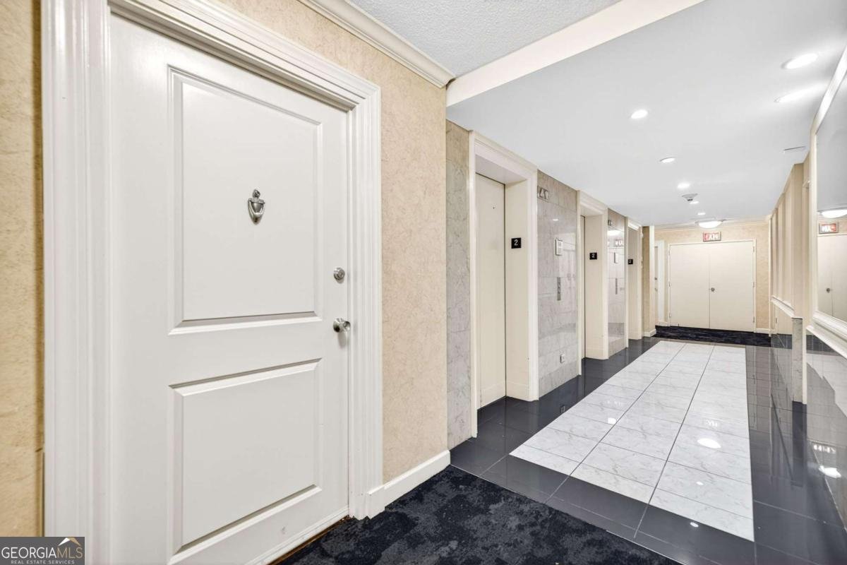 300 Peachtree Street Atlanta - 16