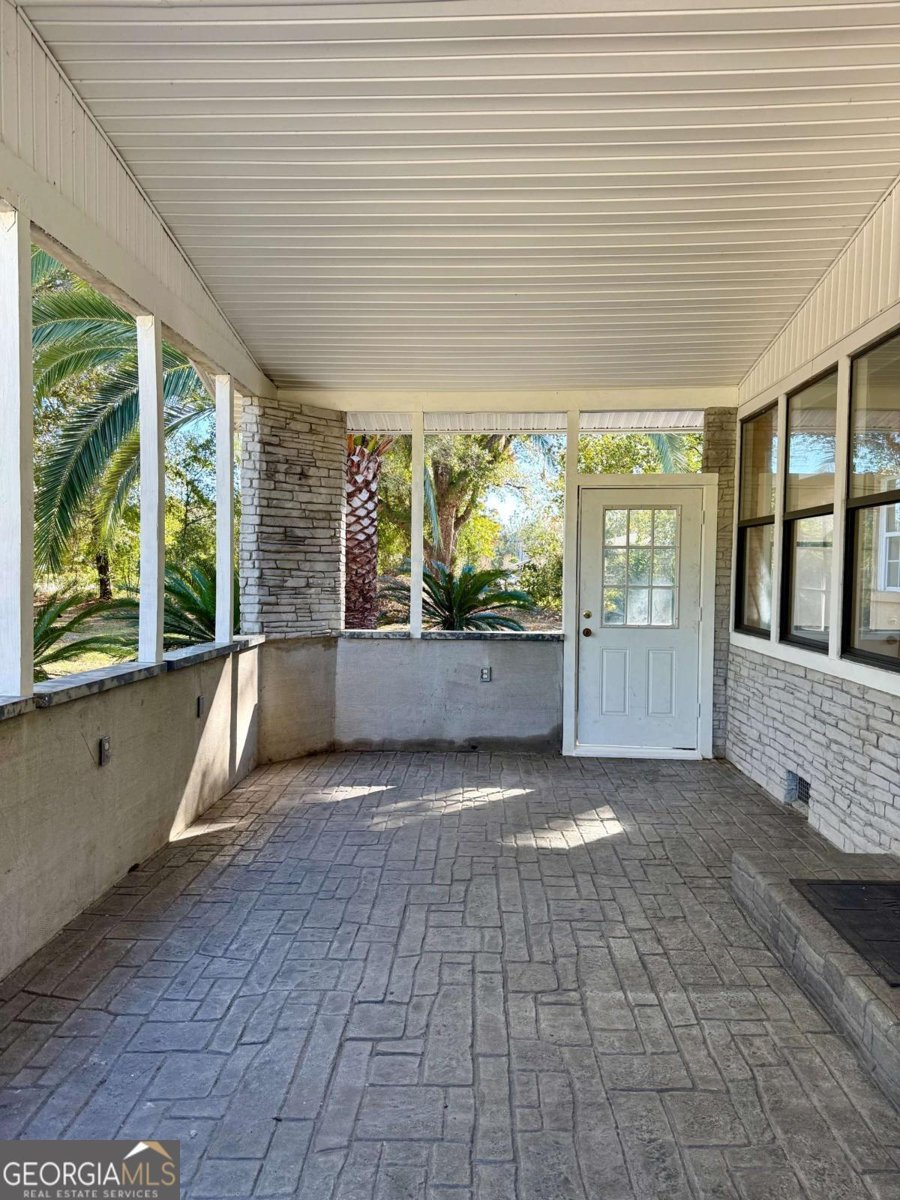 321 Grove Boulevard Kingsland - 19