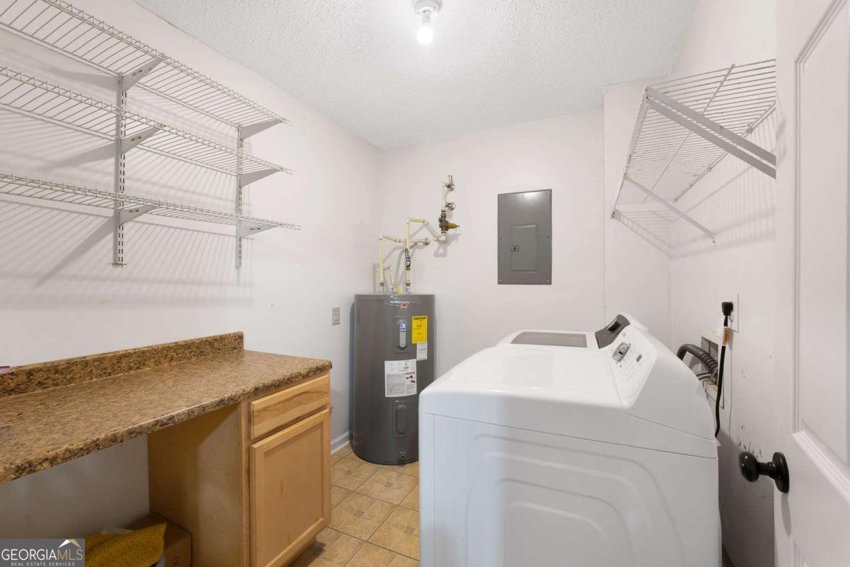 101 Apache Pointe Drive Senoia - 24