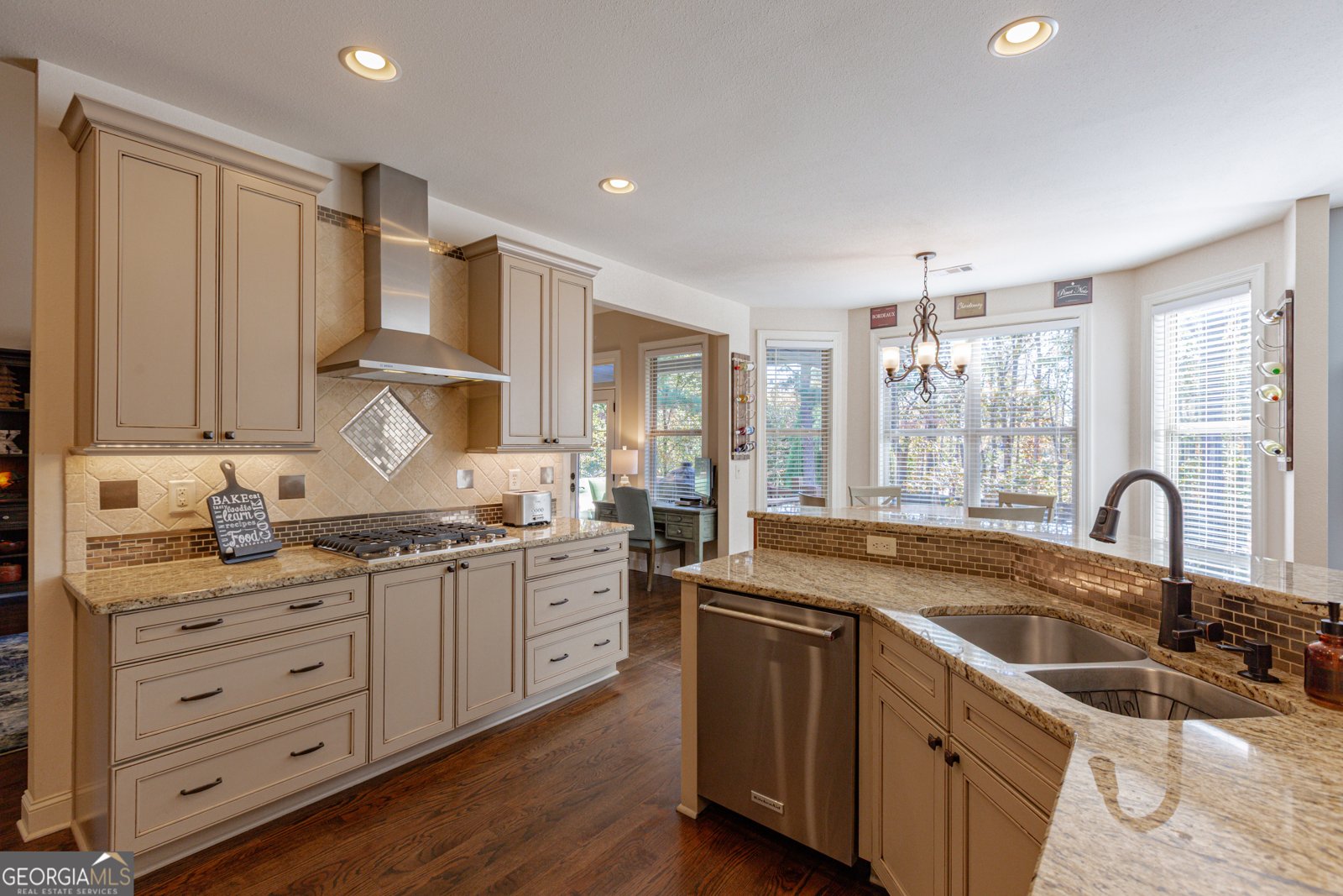 12 Race Point Way Sharpsburg - 17