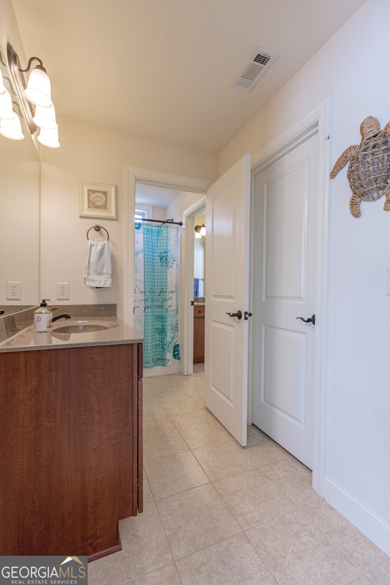 12 Race Point Way Sharpsburg - 42