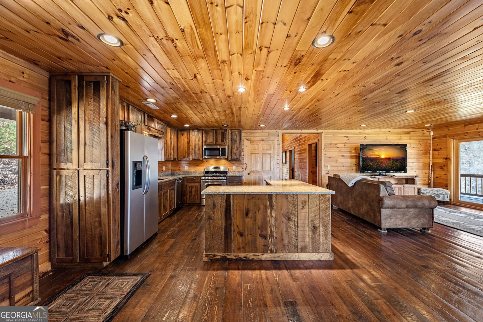 908 Cashes Valley Road Cherry Log - 20