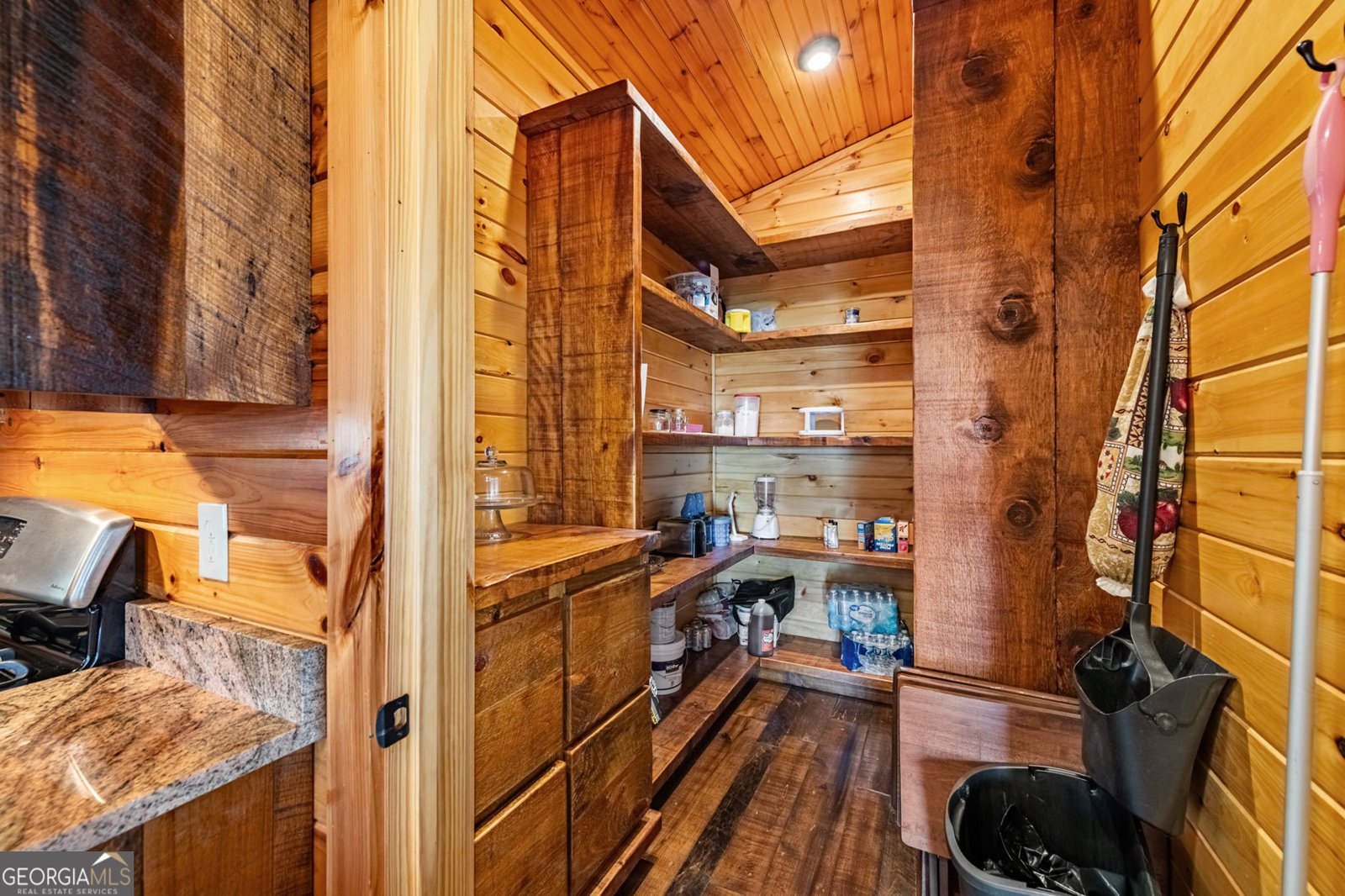 908 Cashes Valley Road Cherry Log - 21