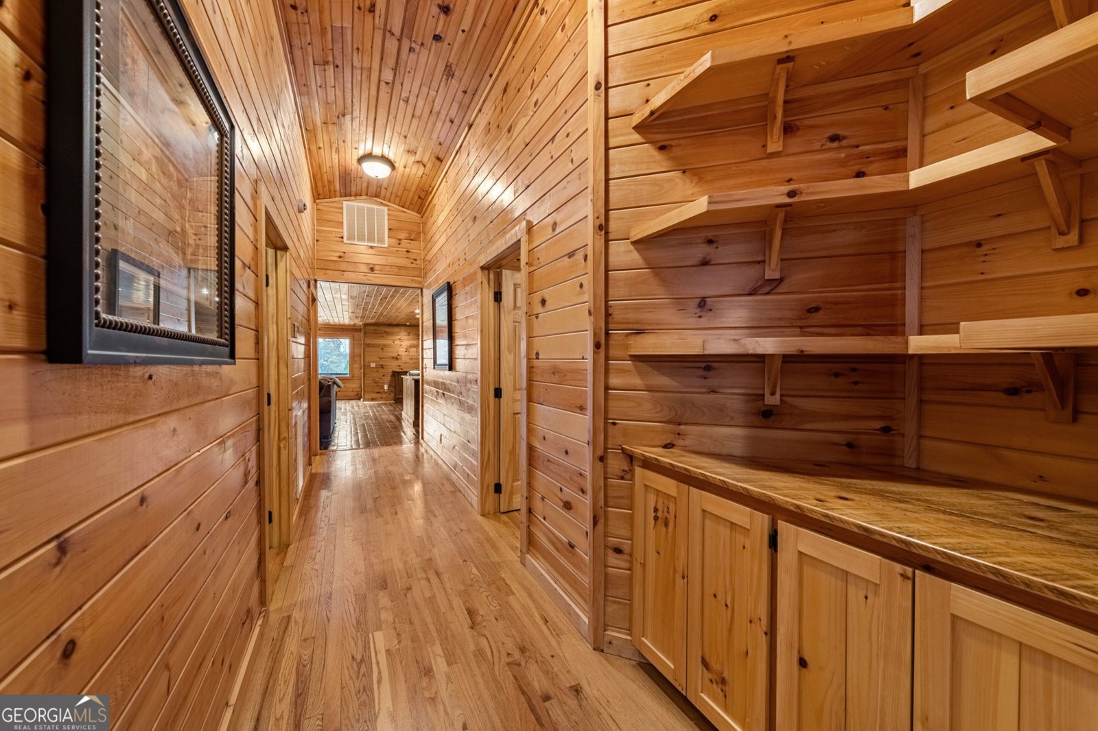 908 Cashes Valley Road Cherry Log - 32