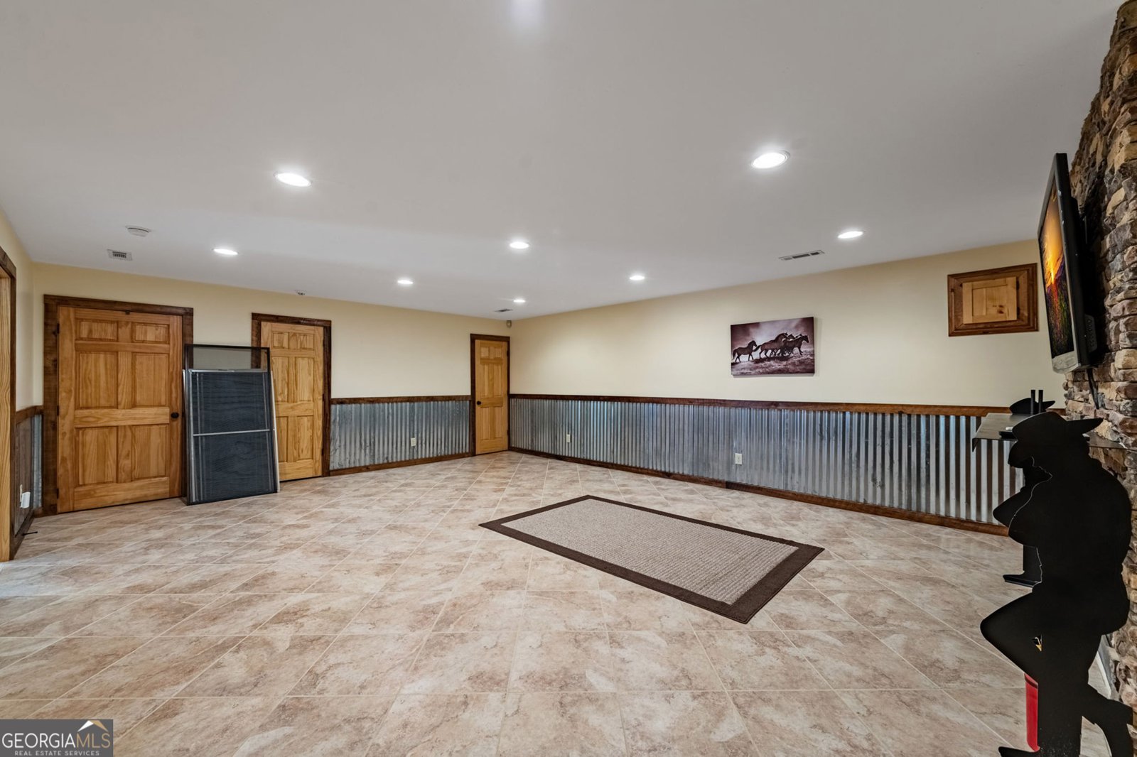 908 Cashes Valley Road Cherry Log - 54