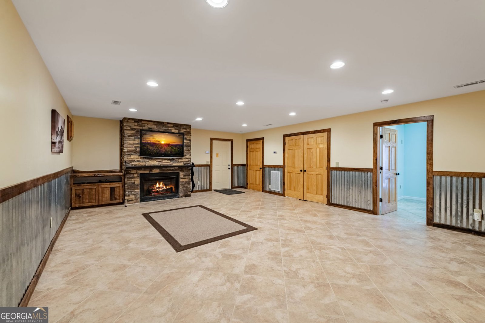 908 Cashes Valley Road Cherry Log - 61