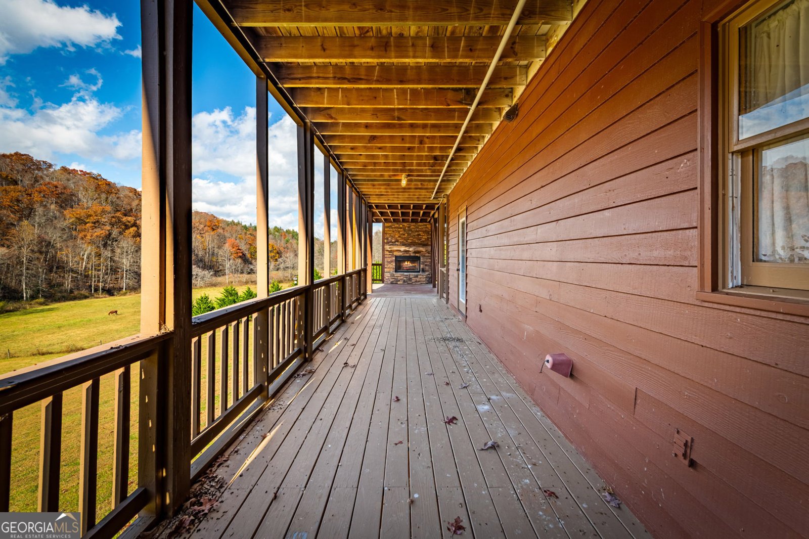 908 Cashes Valley Road Cherry Log - 64