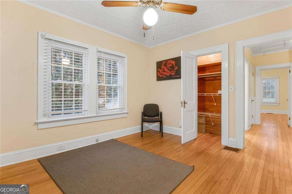 15 New Street Winder - 26