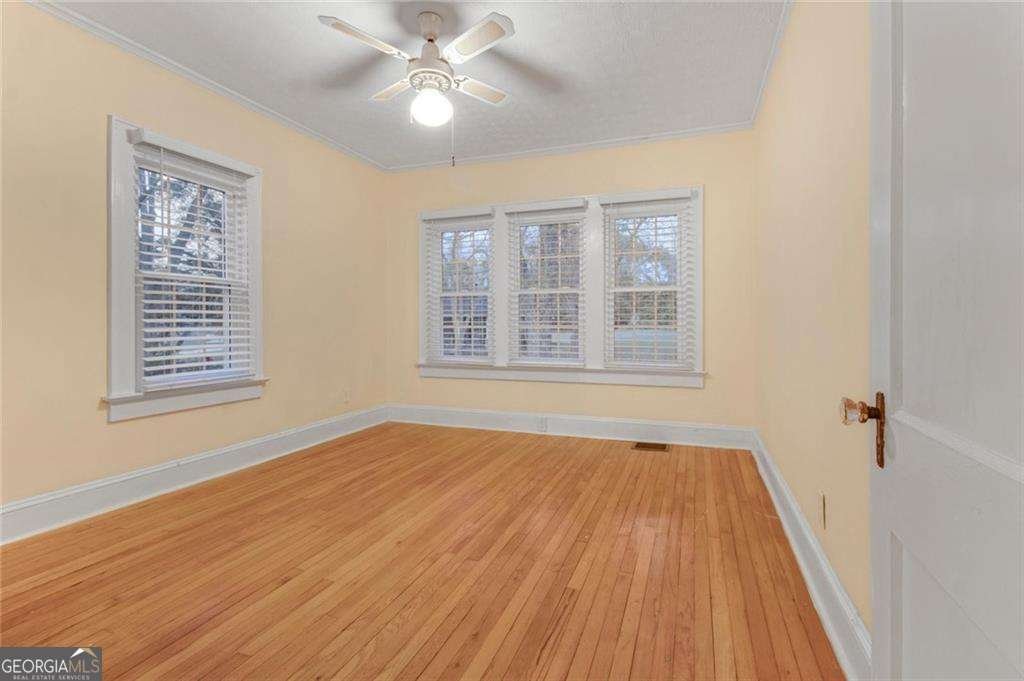 15 New Street Winder - 29