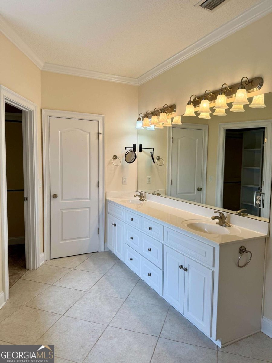 115 Spring Lake Circle Brunswick - 20