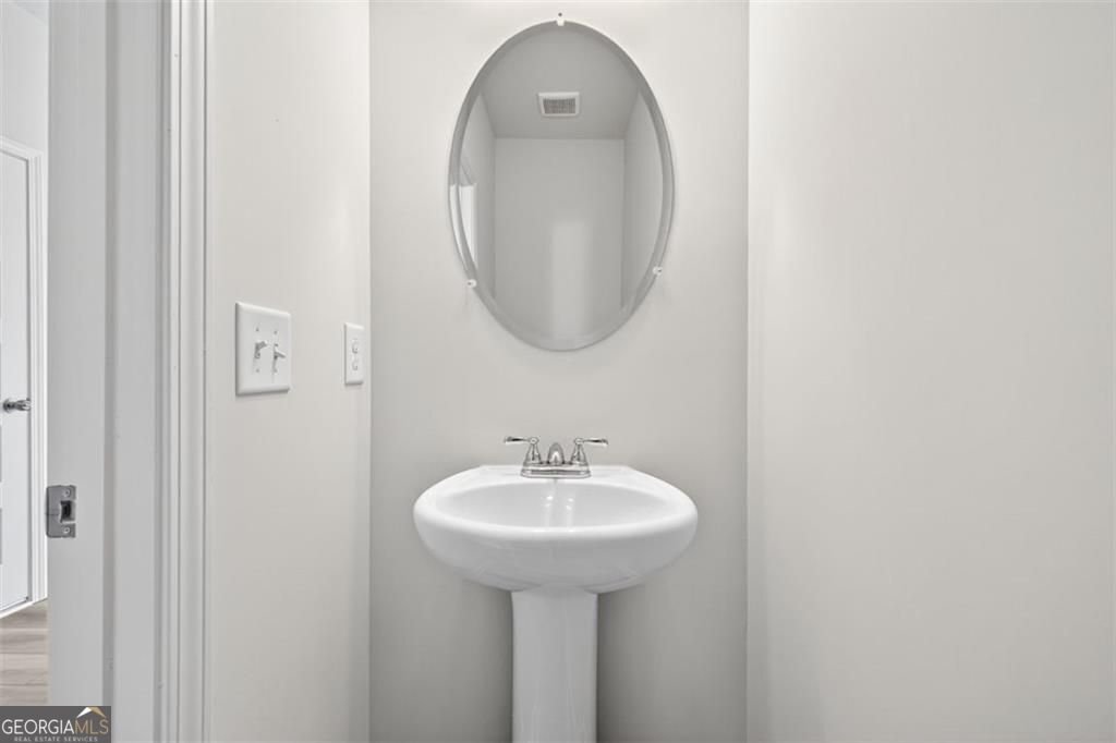 36 Busby Lane Rome - 17