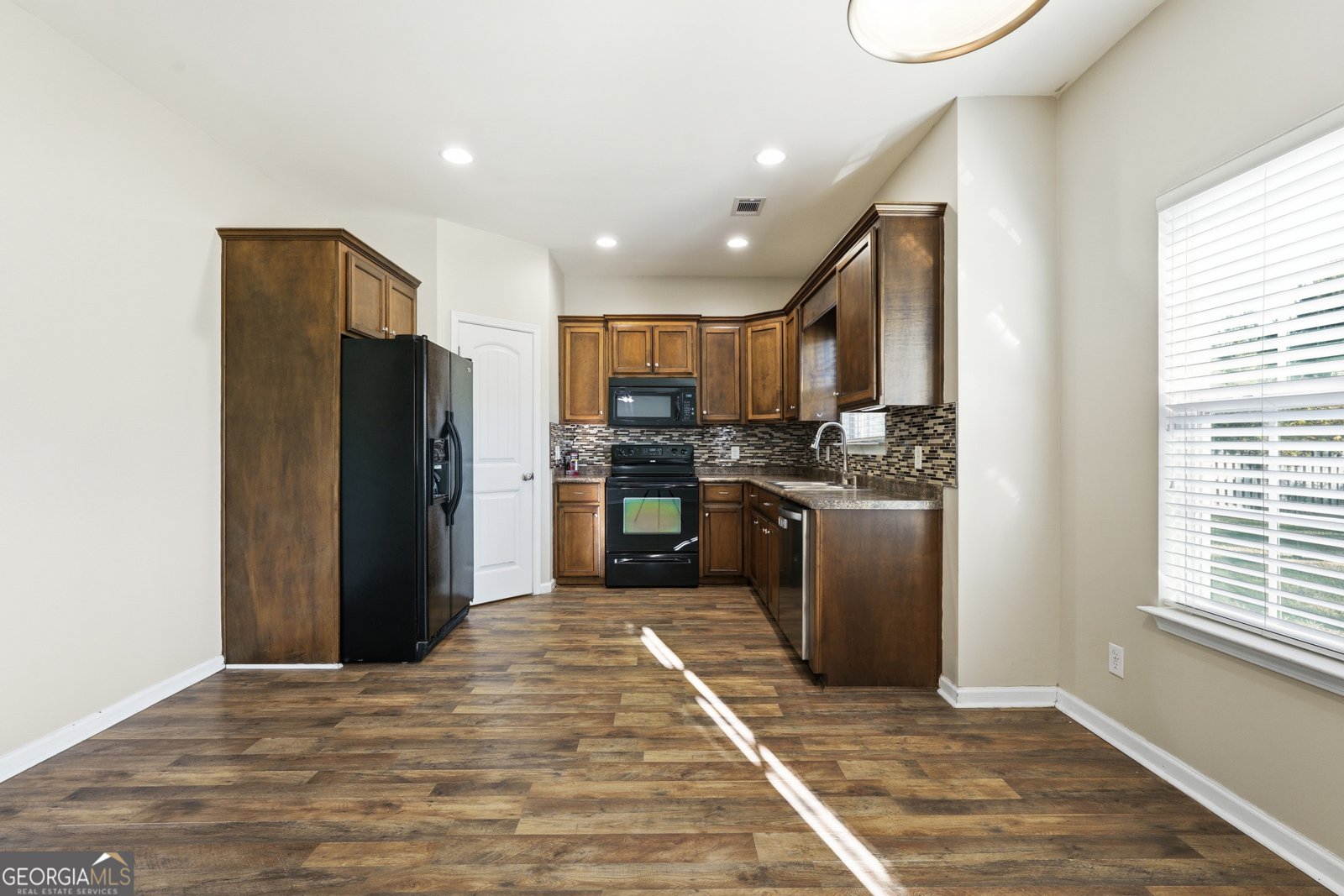 374 Mill Pond Lane Ludowici - 23