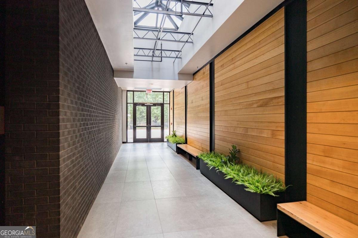 131 Broad Street Athens - 17