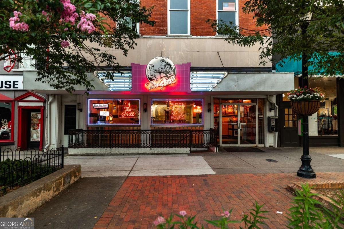 131 Broad Street Athens - 28