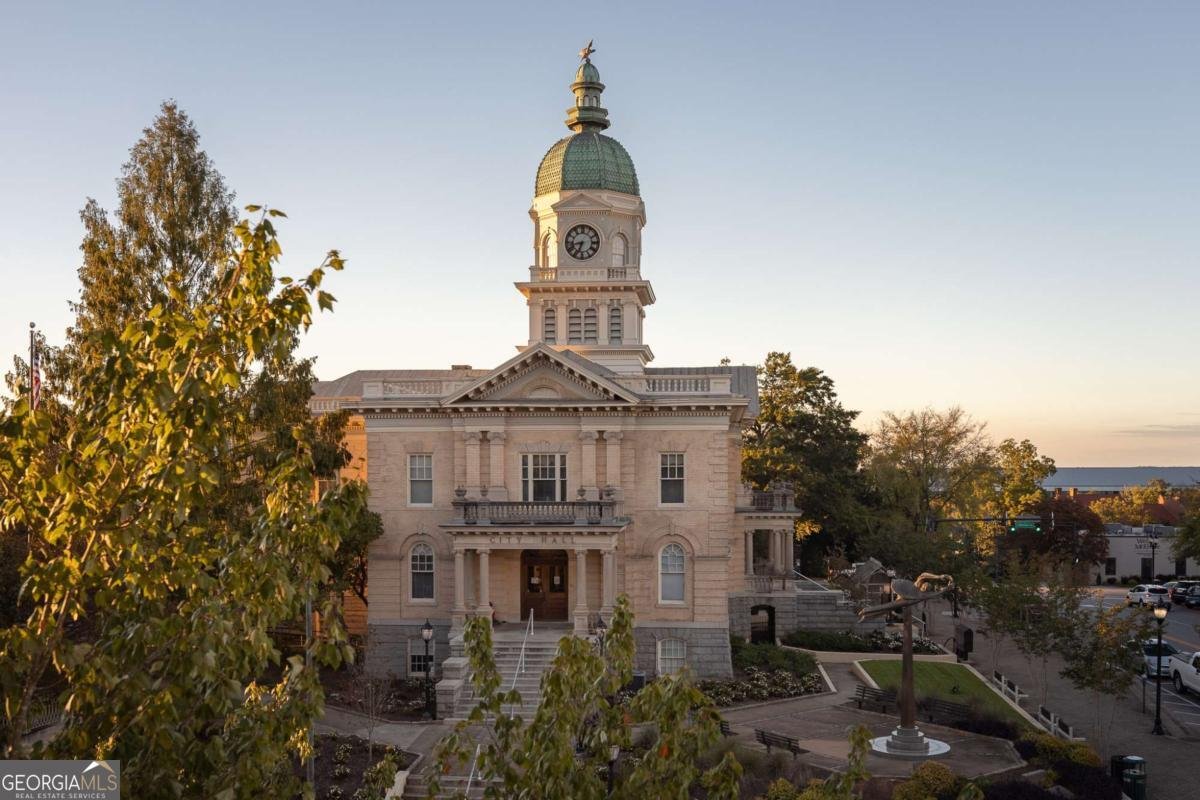 131 Broad Street Athens - 32