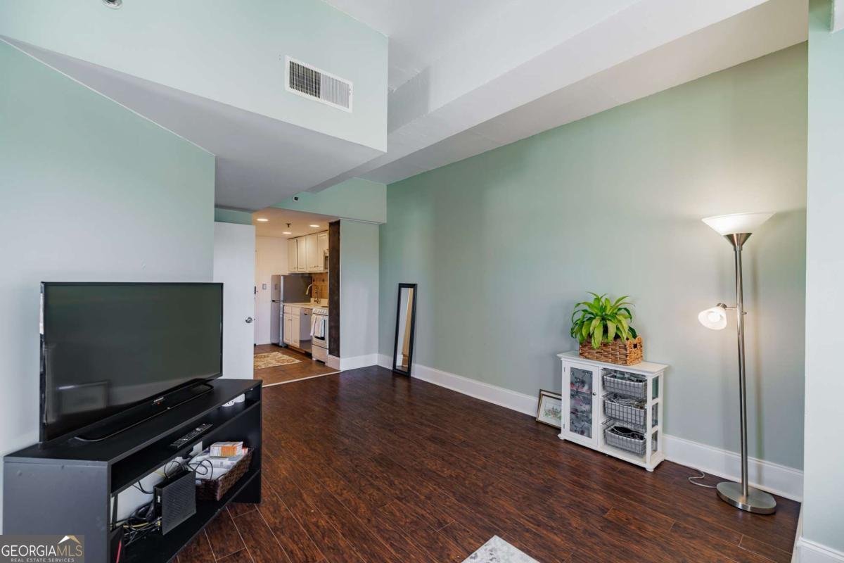 131 Broad Street Athens - 6