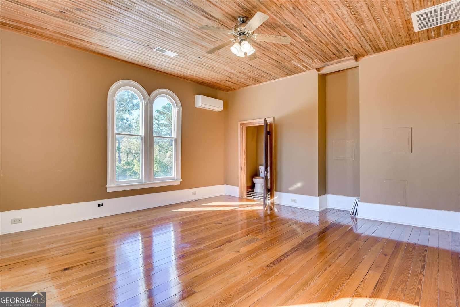 197 Sheppard Drive Edgefield - 48