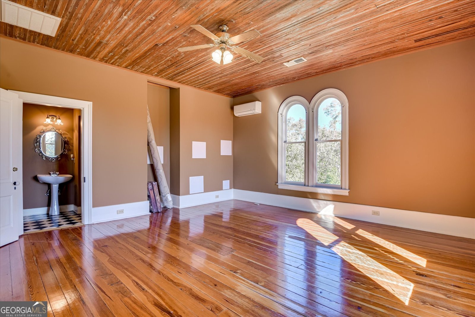 197 Sheppard Drive Edgefield - 53