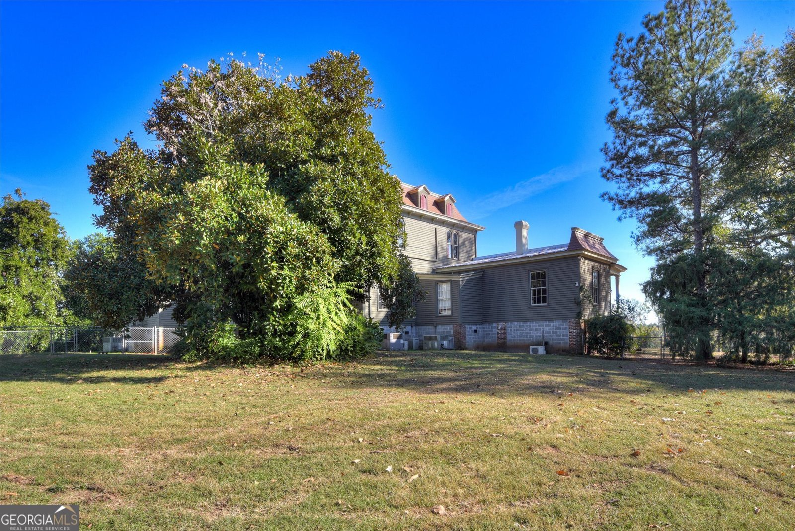 197 Sheppard Drive Edgefield - 72