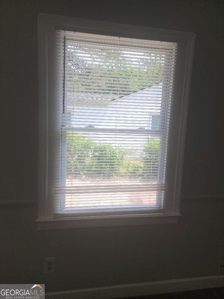 2469 Romain Way East Point - 10