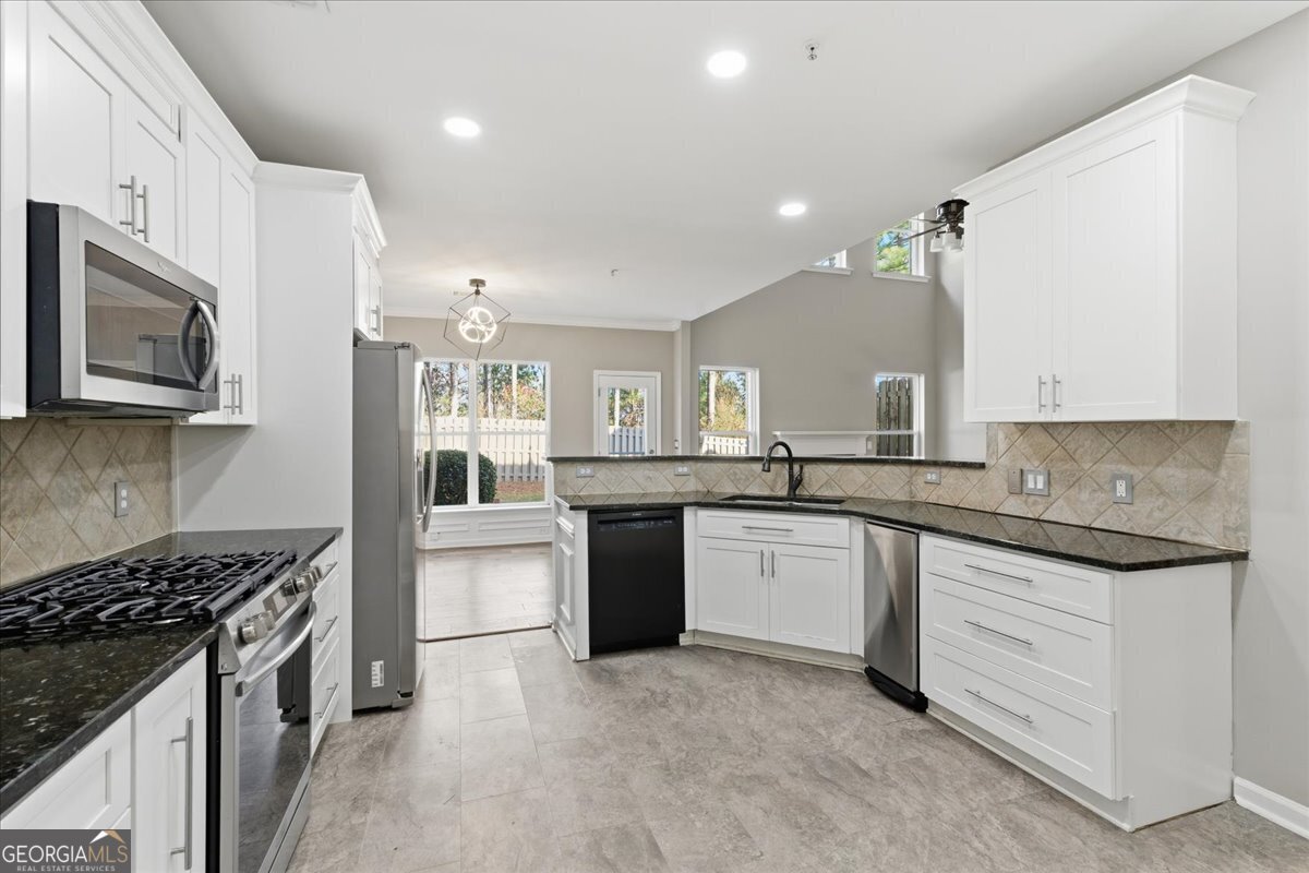 415 MOUNTAIN VIEW Lane Woodstock - 14