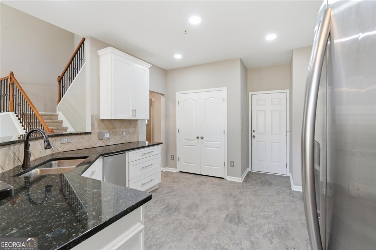 415 MOUNTAIN VIEW Lane Woodstock - 15