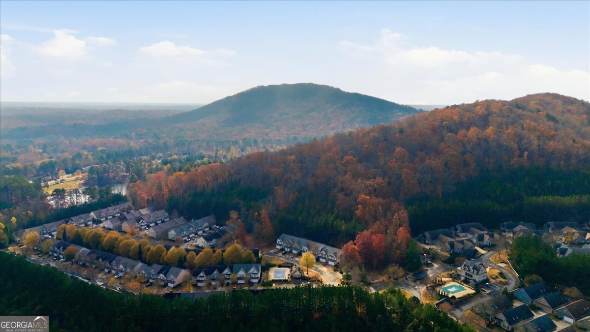 415 MOUNTAIN VIEW Lane Woodstock - 38