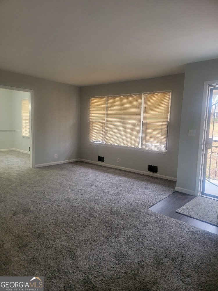 2838 Ben Hill Road East Point - 9