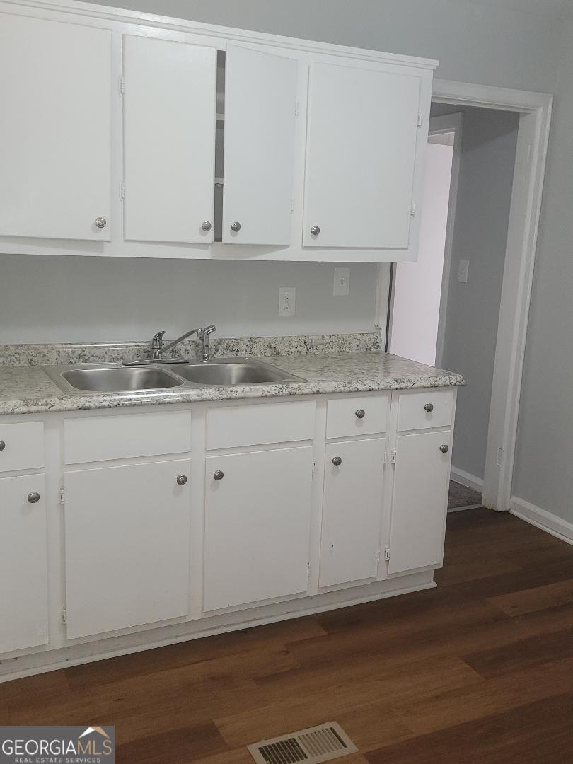 2457 Old Colony Road East Point - 7