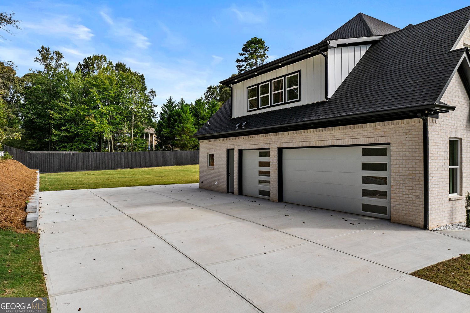 6300 Highway 81 Loganville - 72