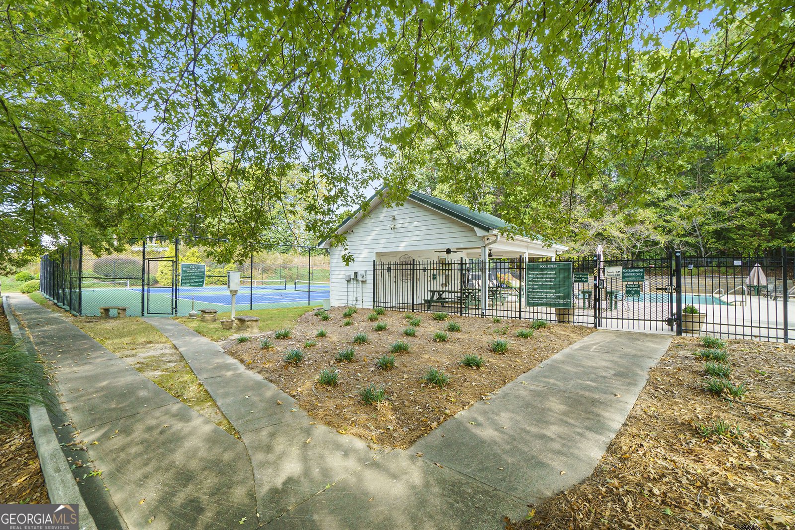 4048 Landmark Drive Douglasville - 54