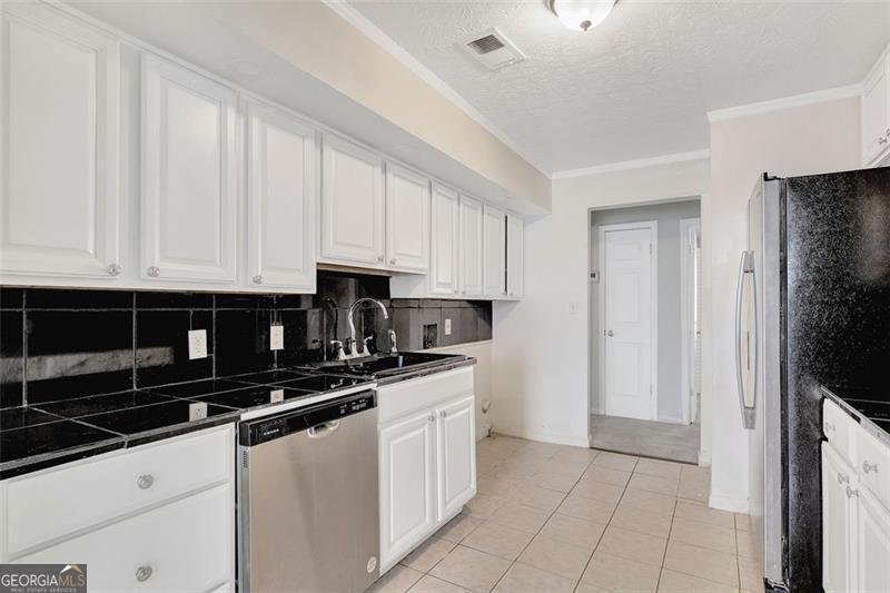 2390 Lawrenceville Highway Decatur - 12