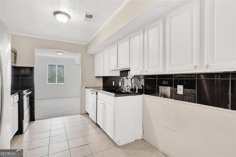 2390 Lawrenceville Highway Decatur - 13