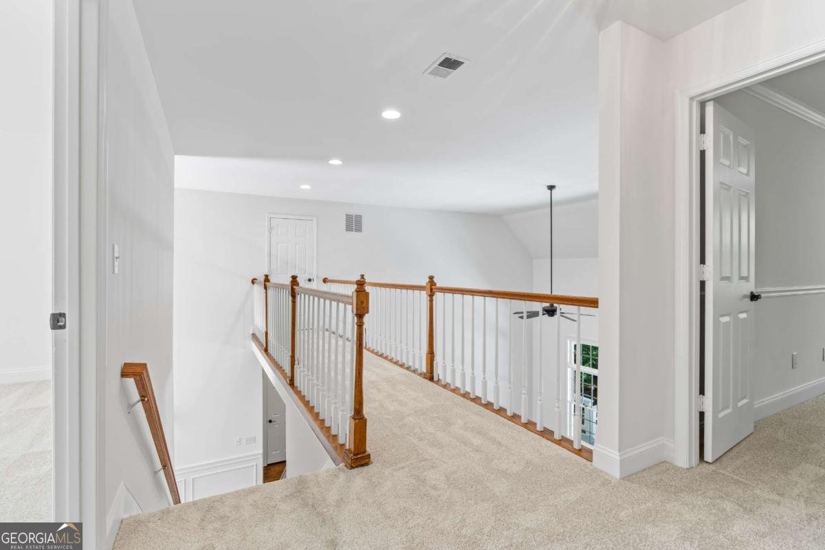 12180 Lonsdale Lane Roswell - 29