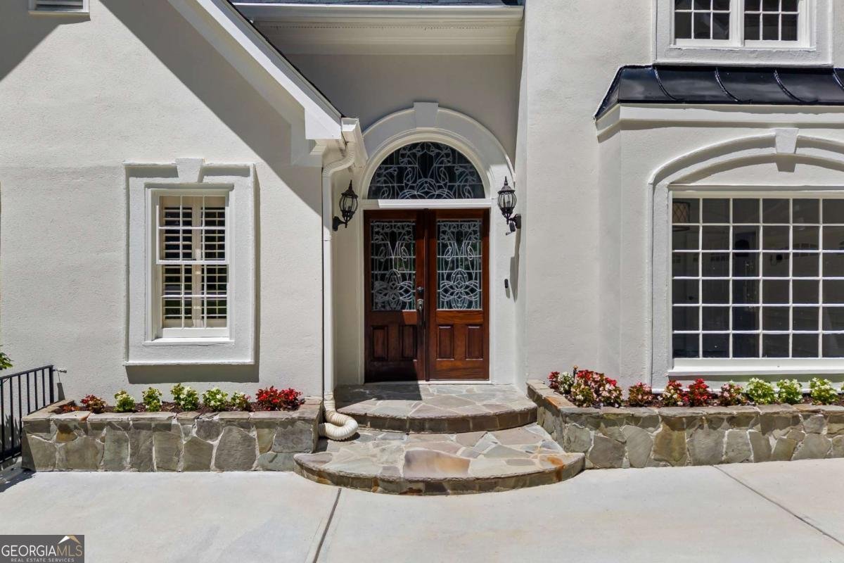 12180 Lonsdale Lane Roswell - 3