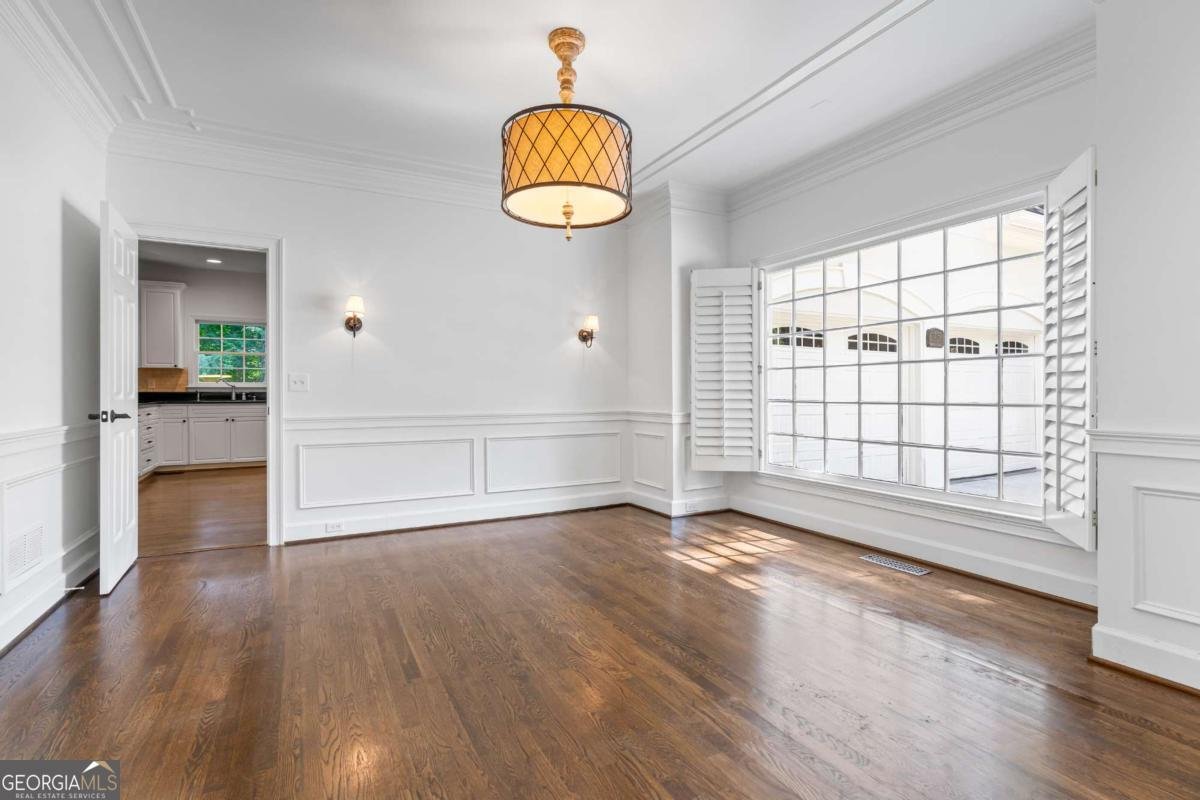 12180 Lonsdale Lane Roswell - 7