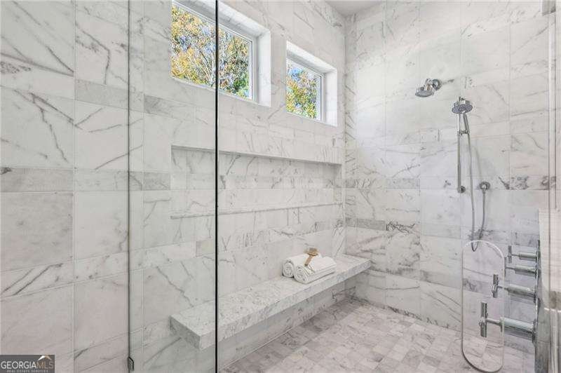 654 Elkmont Drive Atlanta - 38