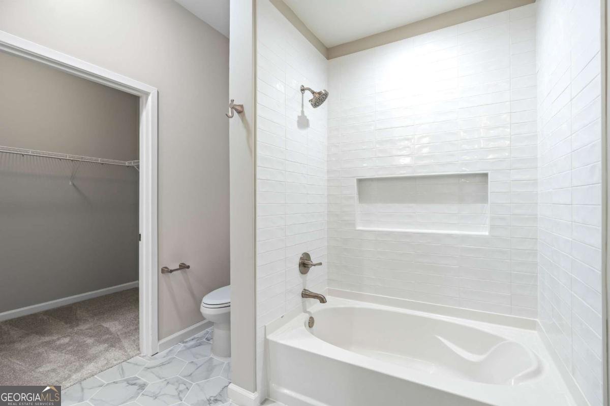 5300 Peachtree Road Atlanta - 18