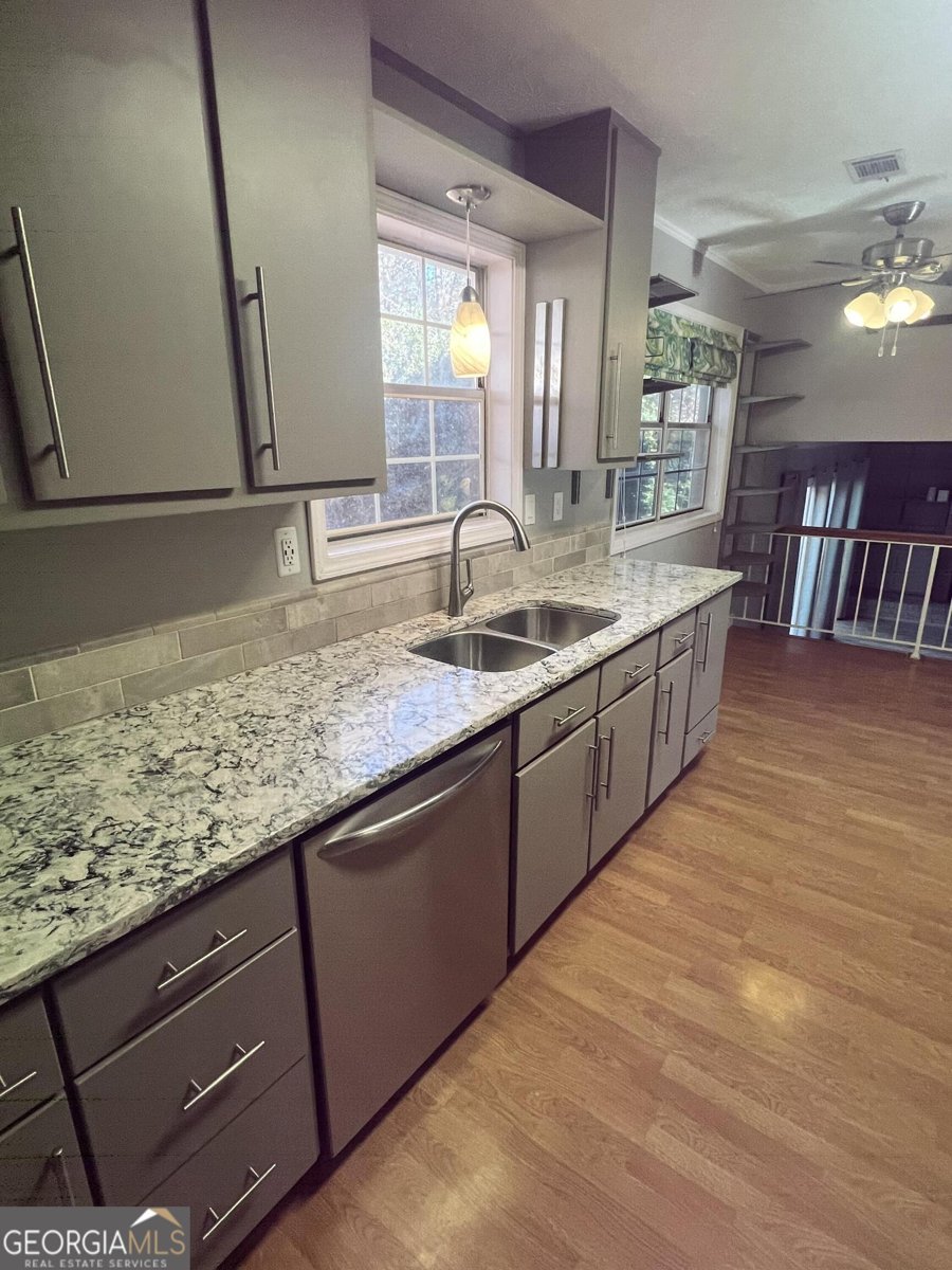 5633 Breezy Court Lilburn - 13