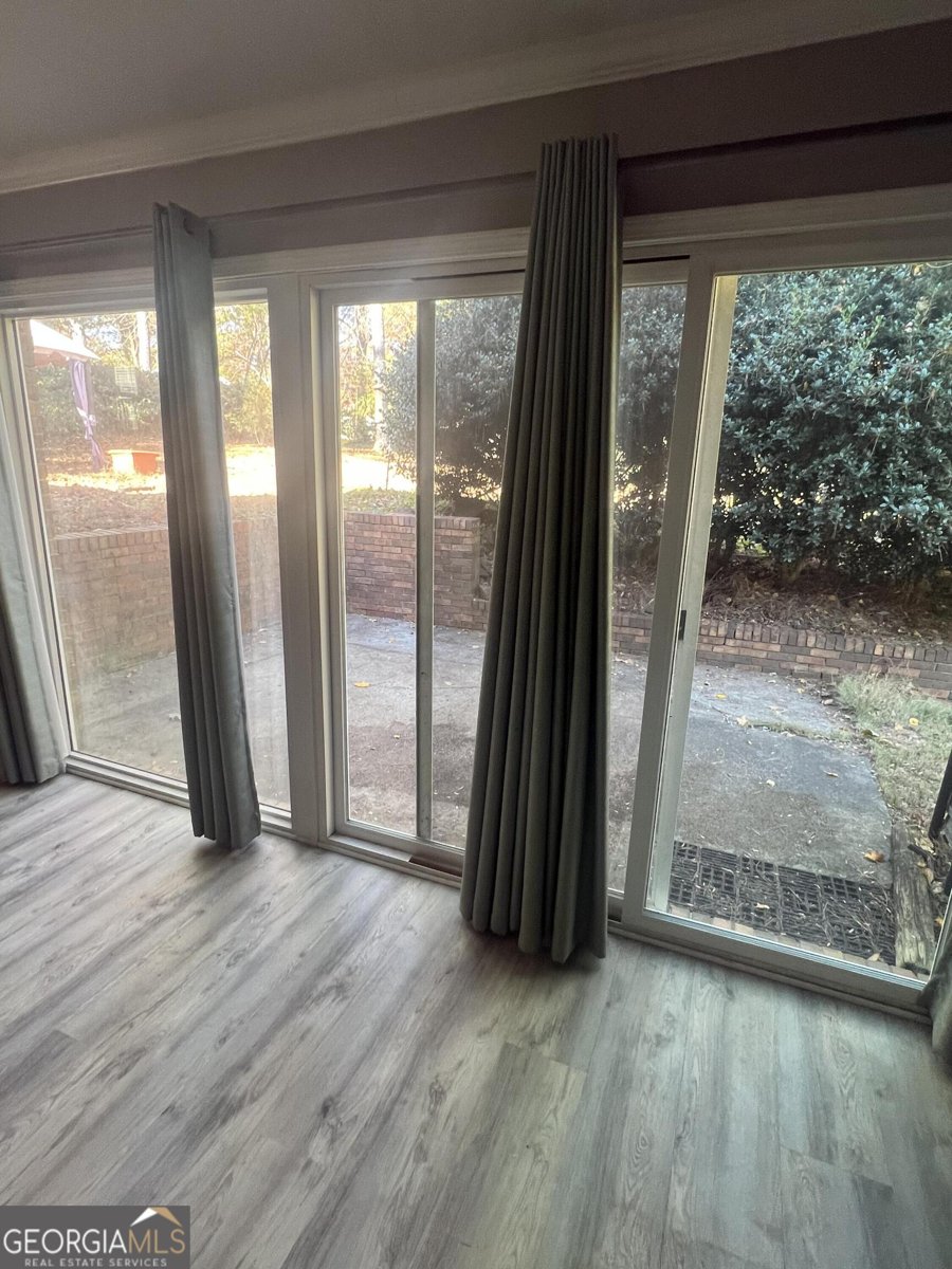 5633 Breezy Court Lilburn - 27