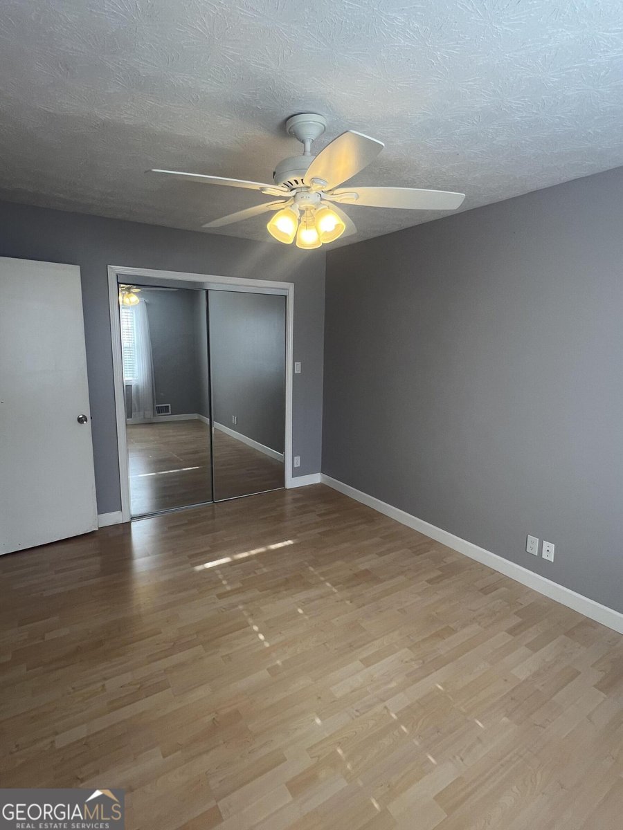 5633 Breezy Court Lilburn - 37