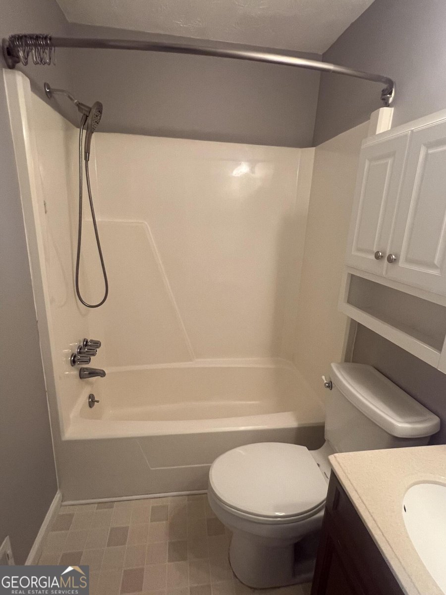 5633 Breezy Court Lilburn - 40