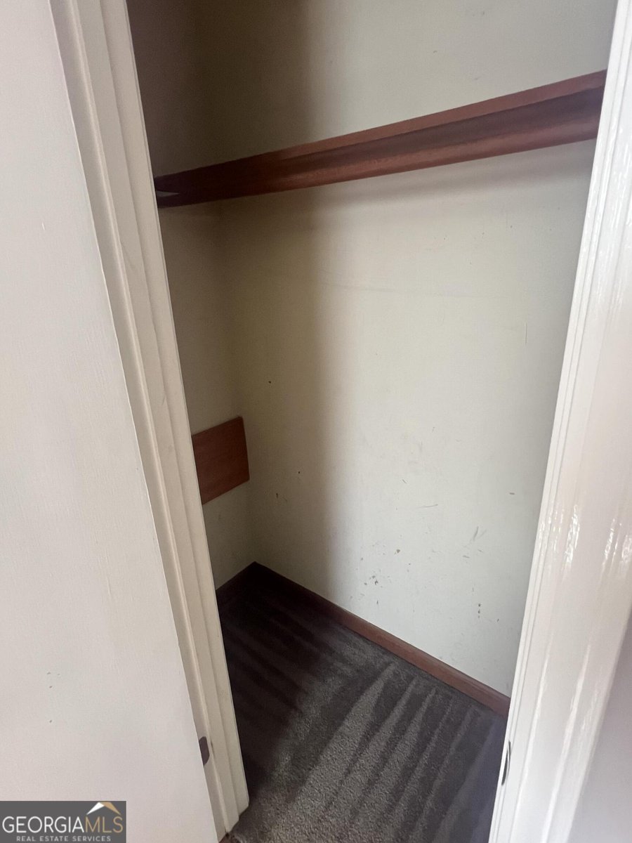 5633 Breezy Court Lilburn - 43