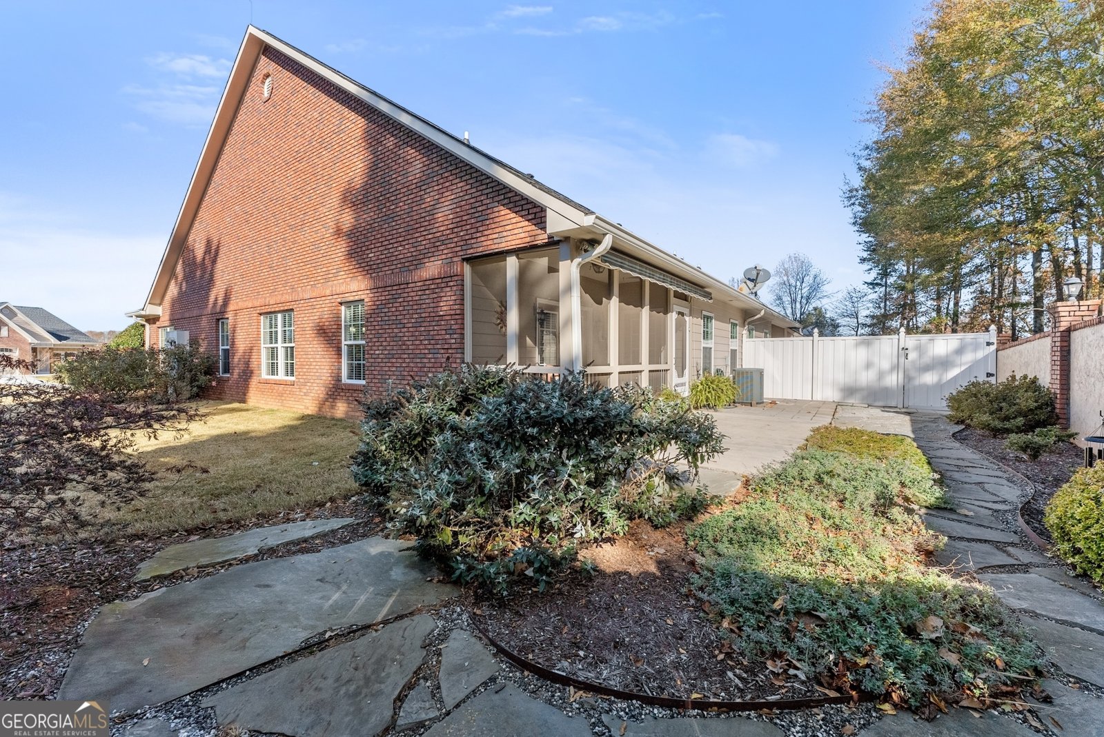 92 Colonial Drive Cleveland - 30